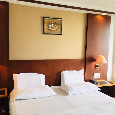 Hotel Jammu Ashok Eksteriør billede