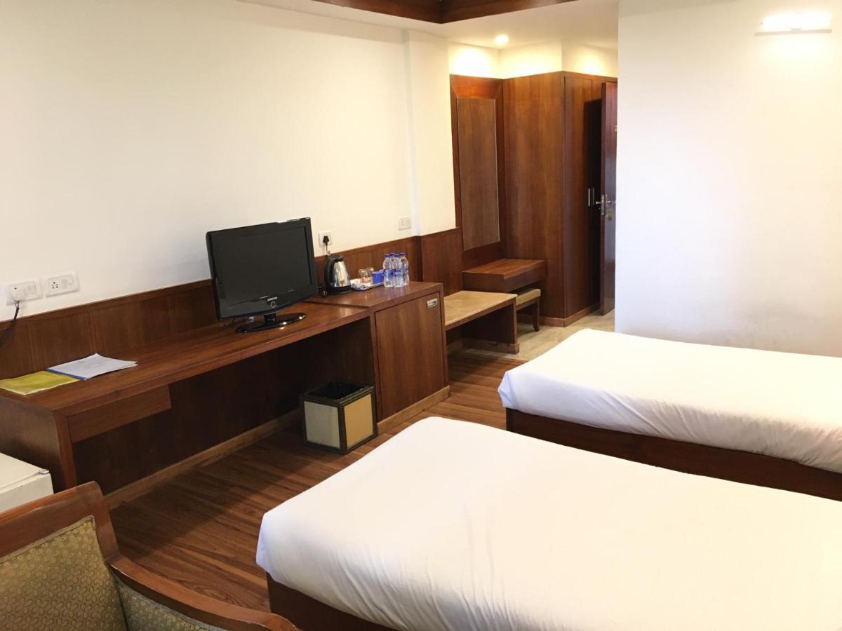 Hotel Jammu Ashok Eksteriør billede